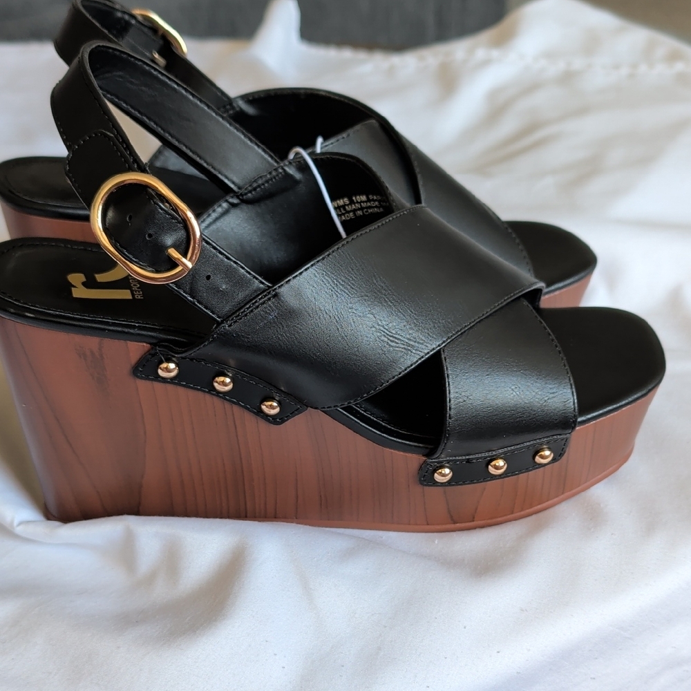 Report Black Leather Platform Wedge Sandals with Gold Buckle